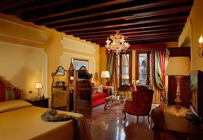 Best Windows Venedig 2*,